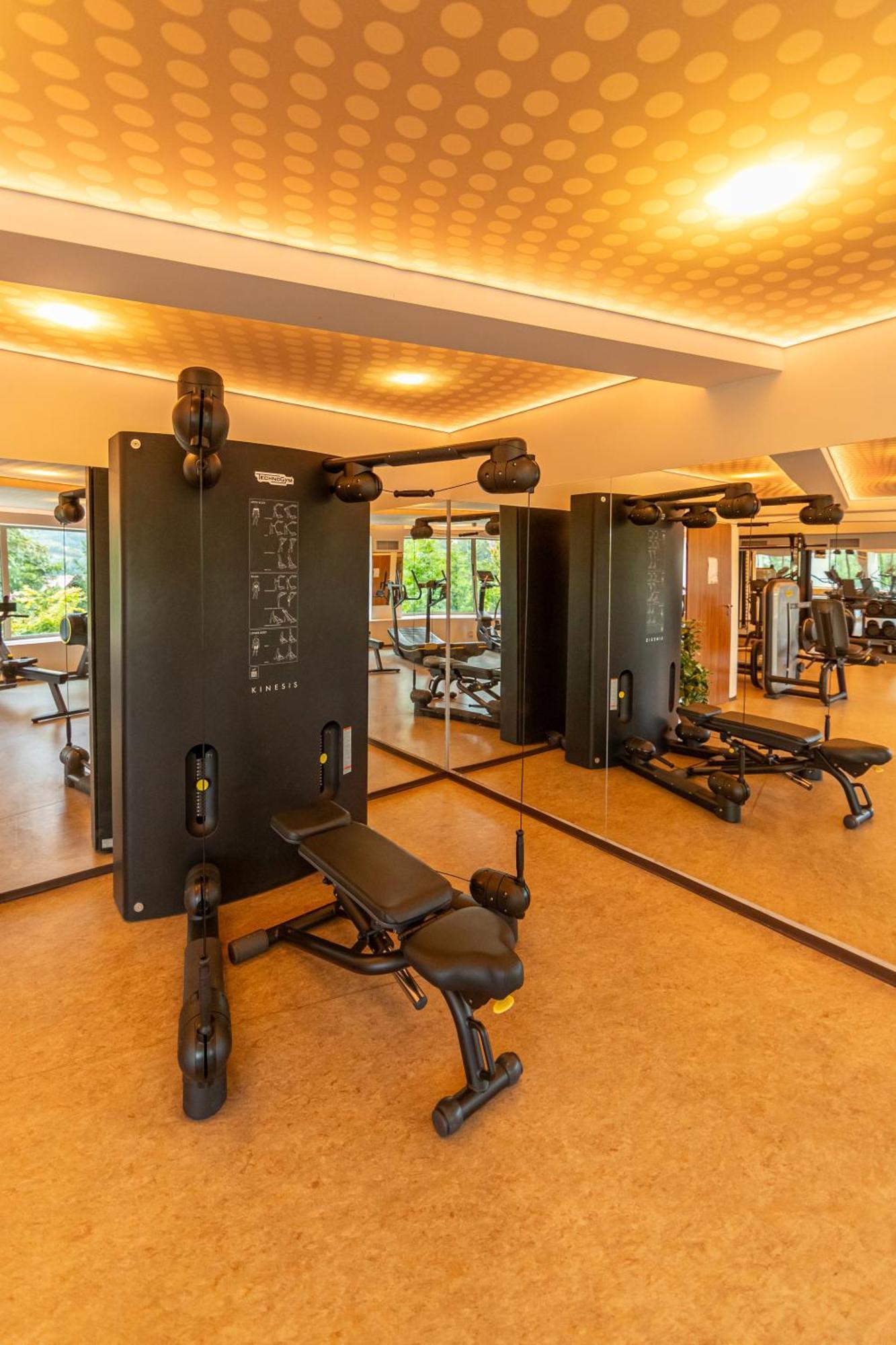 Hotel Belvedere Brasov Bagian luar foto