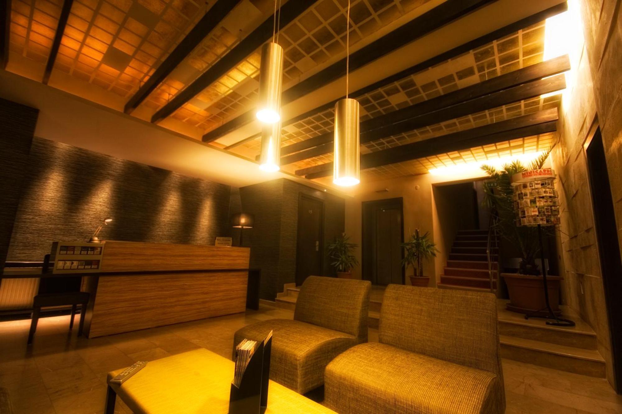 Hotel Belvedere Brasov Bagian luar foto